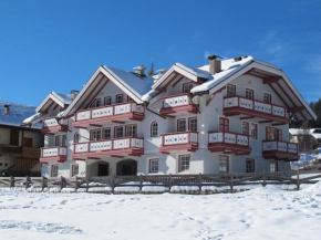 Отель Residence Azzurra  Поцца-Ди-Фасса